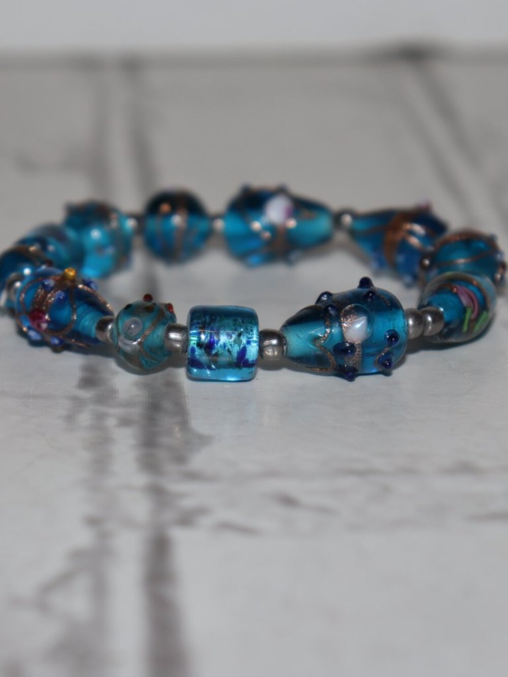 💙 Glass Beaded Bracelet · 7" · NWOT Handcrafted look · Vibrant colors · Unique